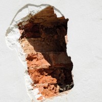 How to properly repair a hole in a wall - tips and tricks from professionals