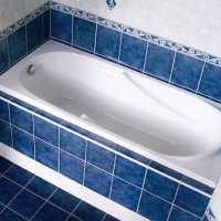 How to make a screen for a bathtub from tiles: DIY methods