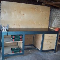 Do-it-yourself workbench for the garage: a guide to assembling it at home