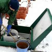 Rules for maintaining a septic tank in winter: cleaning measures and preventive maintenance