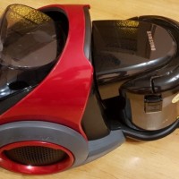 Review of the Samsung SW17H9071H vacuum cleaner with an aqua filter: a triple blow to pollution
