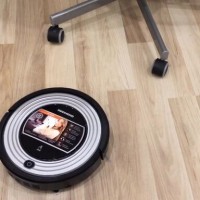 Review of the Redmond RV R100 robot vacuum cleaner: champion of the second league