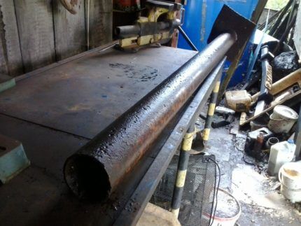 Pipe for bailer