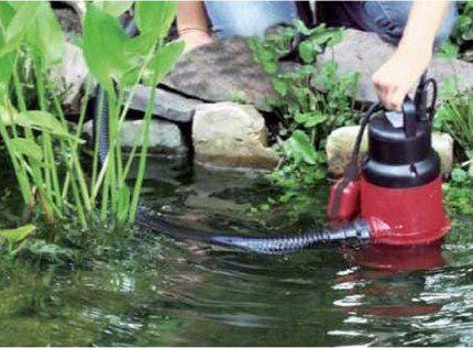 Pompage à partir d'un réservoir naturel