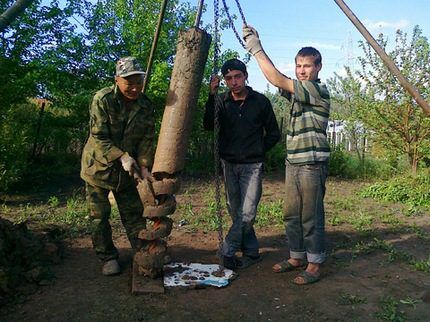 Cleaning the blades from soil