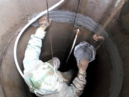 Repair of well ring joints