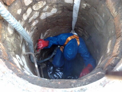 Brick well shaft repair