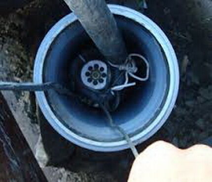 Replacing a pump in a well