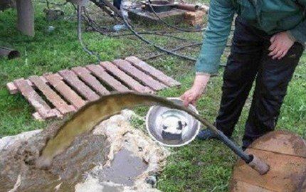 Pumping a silted well