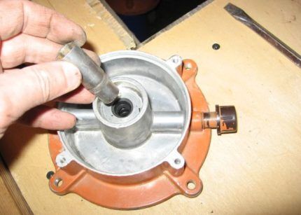 Replacing Agidel pump seals