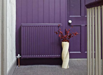 How to paint a heating radiator in an interesting way