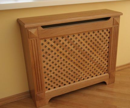 How to cover a heating radiator with a wooden screen
