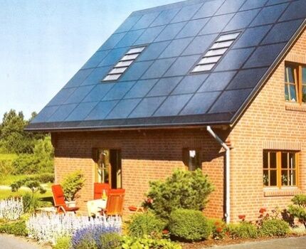 On which side should the solar heating system be installed?