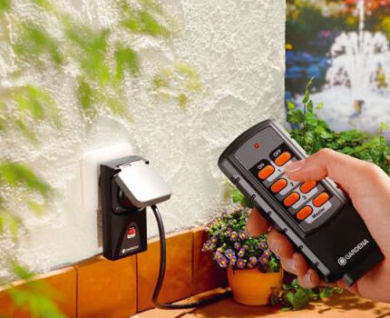 Smart socket for outdoor use