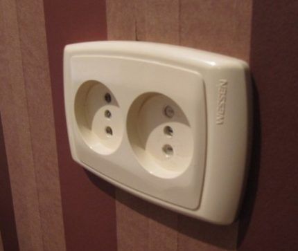 Wessen sockets