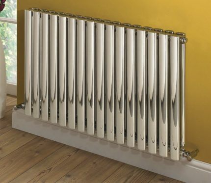 Radiators with hidden lines in the interior