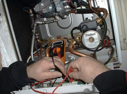 How is gas boiler maintenance carried out?