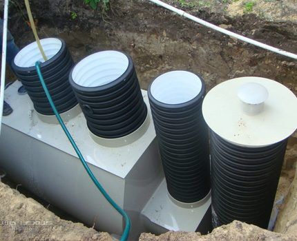 Septic tank DKS in de put