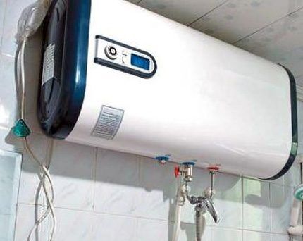 Vertical storage water heaters