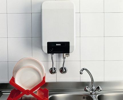 Modelos pequenos de aquecedores elétricos de fluxo