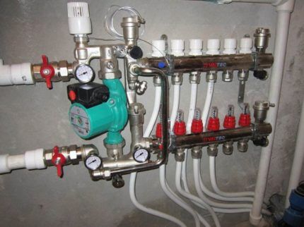 Heating manifold