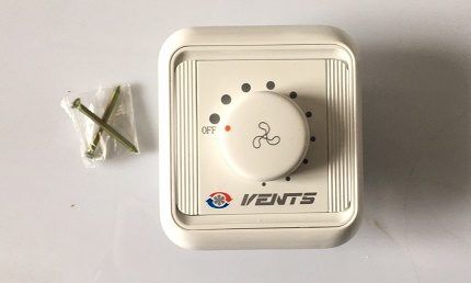 A simple model of a fan controller