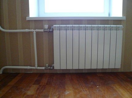 Verwarmingsradiator met meerdere secties