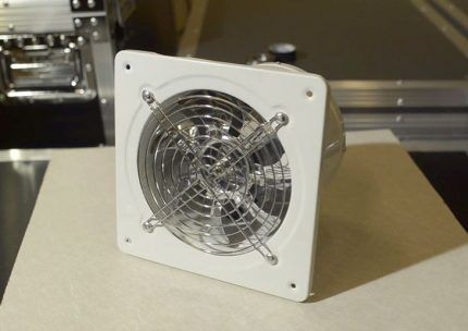 Fan PRO-150