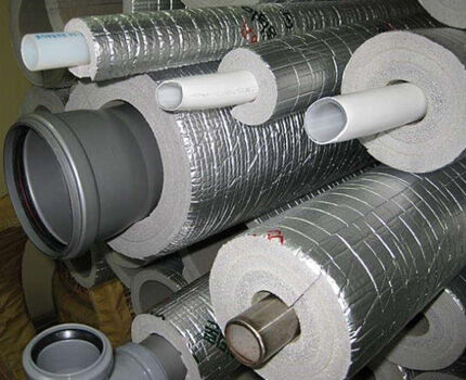Factory thermal insulation of pipes