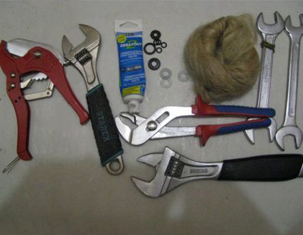 Installation tools