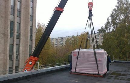 Installation of a chiller on the roof