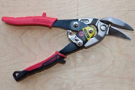 Metal scissors for household work