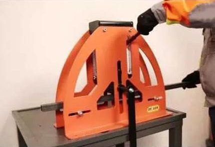 Hydraulic pipe bender 180 degrees