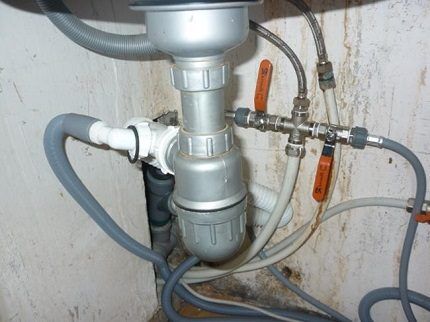 When connecting to pipes, fittings are required