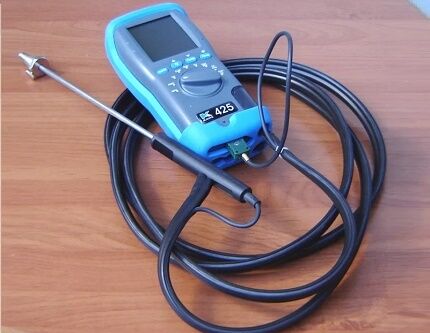 Leak detector analyzer