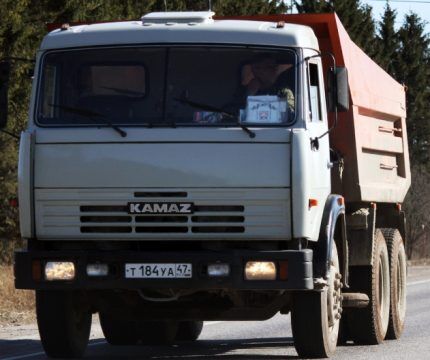 Truck running on dimethyl ether