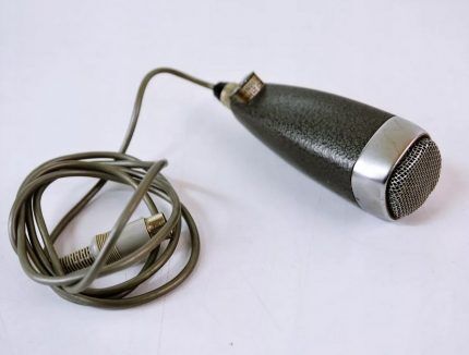 Microphone for searching for broken wires