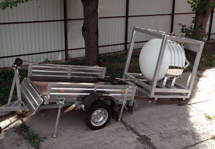 Mobile gas tank on a trailer