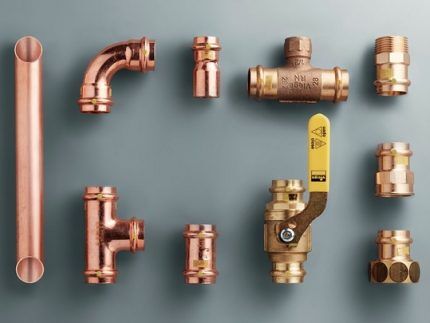 Gas pipe fittings