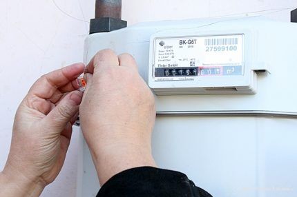 Sealing the meter