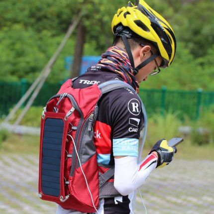 Rucksack mit Solarladegerät