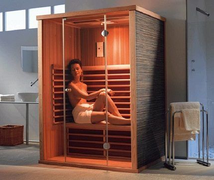 Kızılötesi sauna kabininde konfor