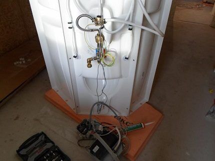 Connecting the steam generator to the shower cabin