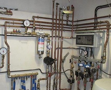 Example of piping a pellet boiler