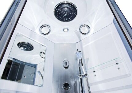 Ventilation in the shower cubicle