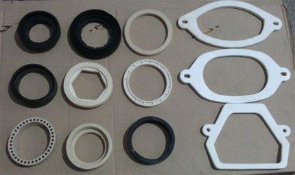 Gaskets for toilet cistern