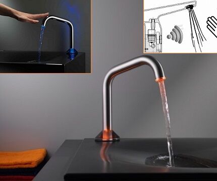 Touchless faucet