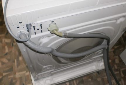 Washing machine hoses 