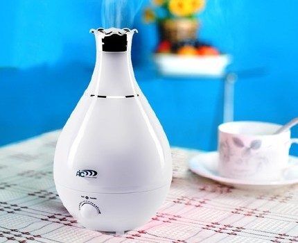 Air humidifier with fragrance