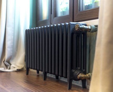 Cast iron heating radiators